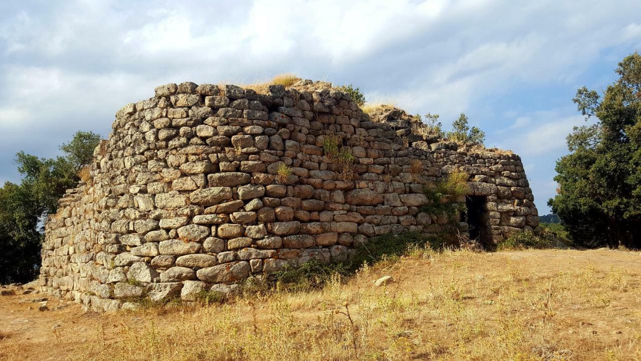 Casa I Falchi Будони Экстерьер фото